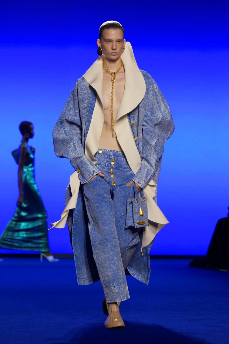 schiaparelli RTWSS25 1800 66f7dd4156e90 big.jpeg
