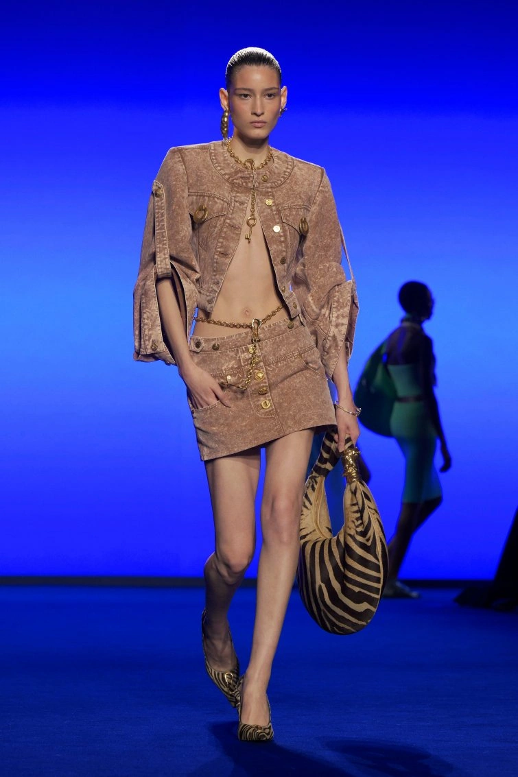 schiaparelli RTWSS25 1823 66f7dd72672a7 big.jpeg