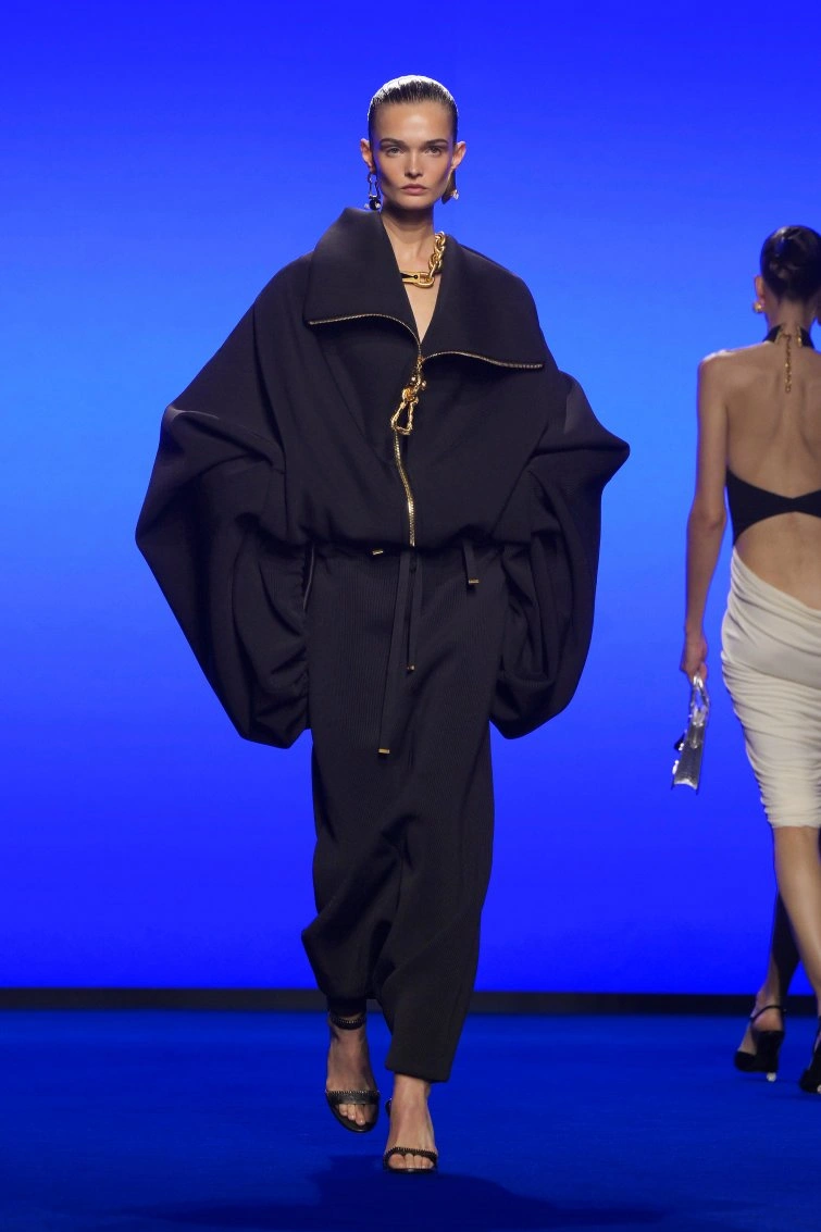 schiaparelli RTWSS25 1837 66f7df06332a5 big.jpeg