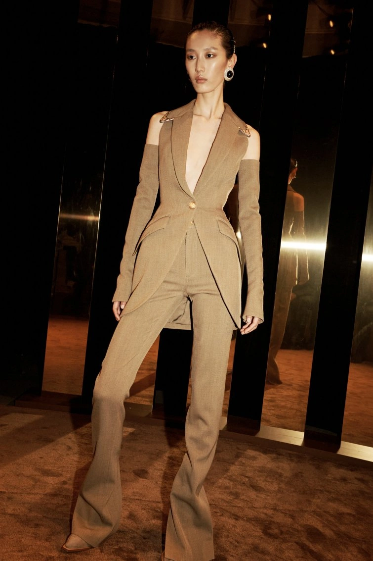 schiaparelli RTWFW2556 1910 67ca34f875e27 big.jpeg