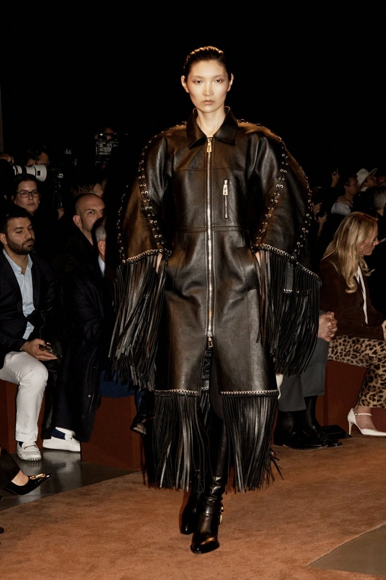 schiaparelli RTWFW2556 1916 67ca356ece9b9 big.jpeg