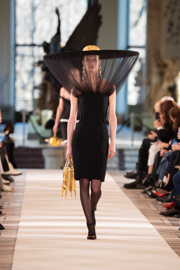 Maison Schiaparelli - Haute Couture Spring-Summer Collection 2022 : 16 ...
