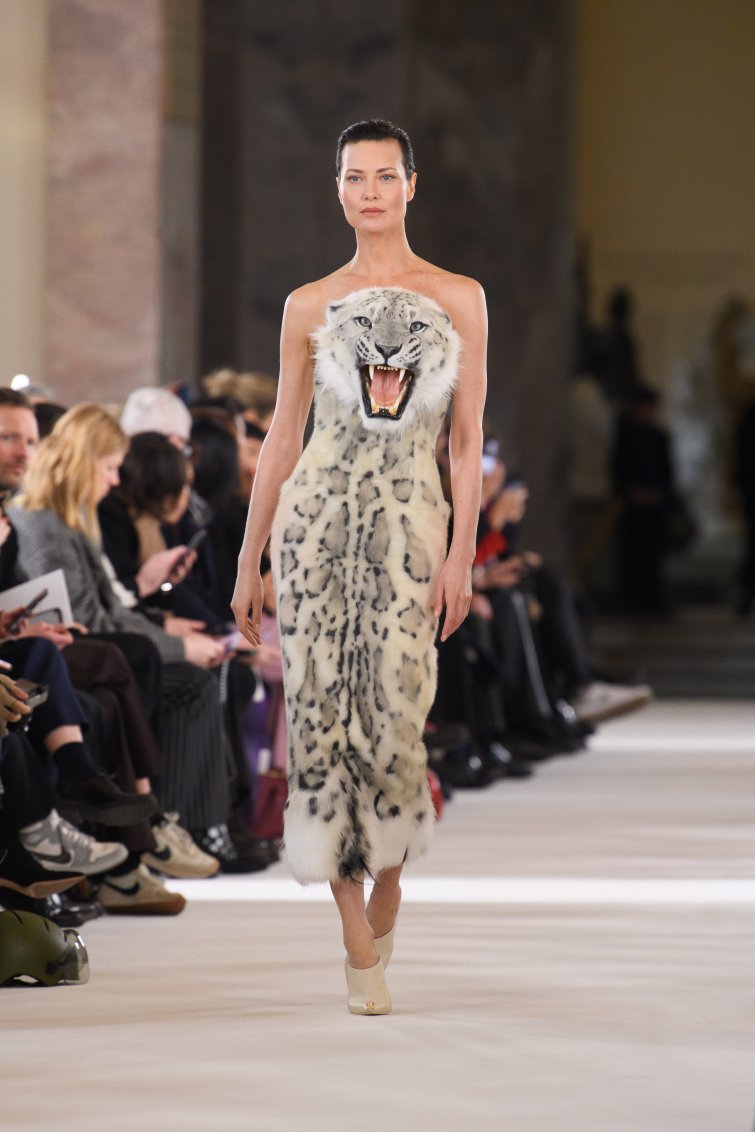 Maison Schiaparelli Haute Couture SPRINGSUMMER 2023 11 / 32 LOOK 11