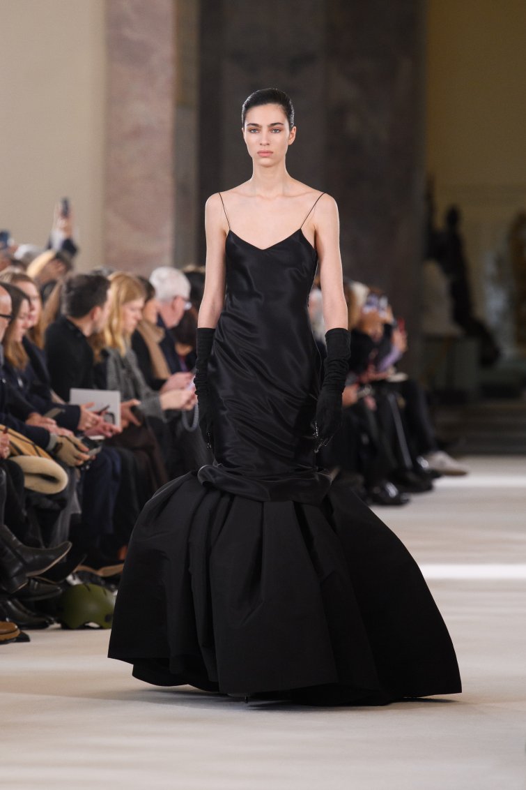Maison Schiaparelli - Haute Couture SPRING-SUMMER 2023 : 27 / 32 - LOOK 27