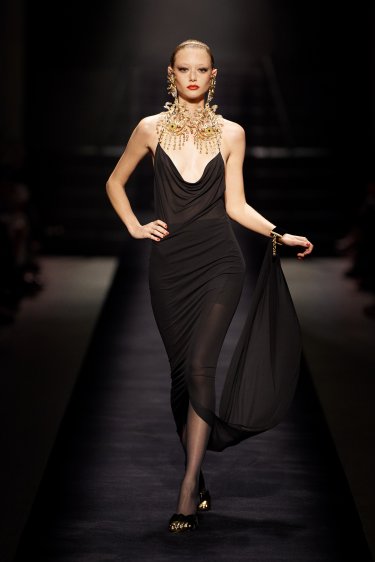 Fall/Winter 2022-2023 Haute Couture Collection - Maison Schiaparelli
