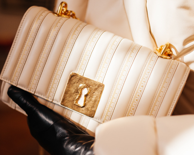 Maison Schiaparelli Ready to Wear MEASURING TAPE
